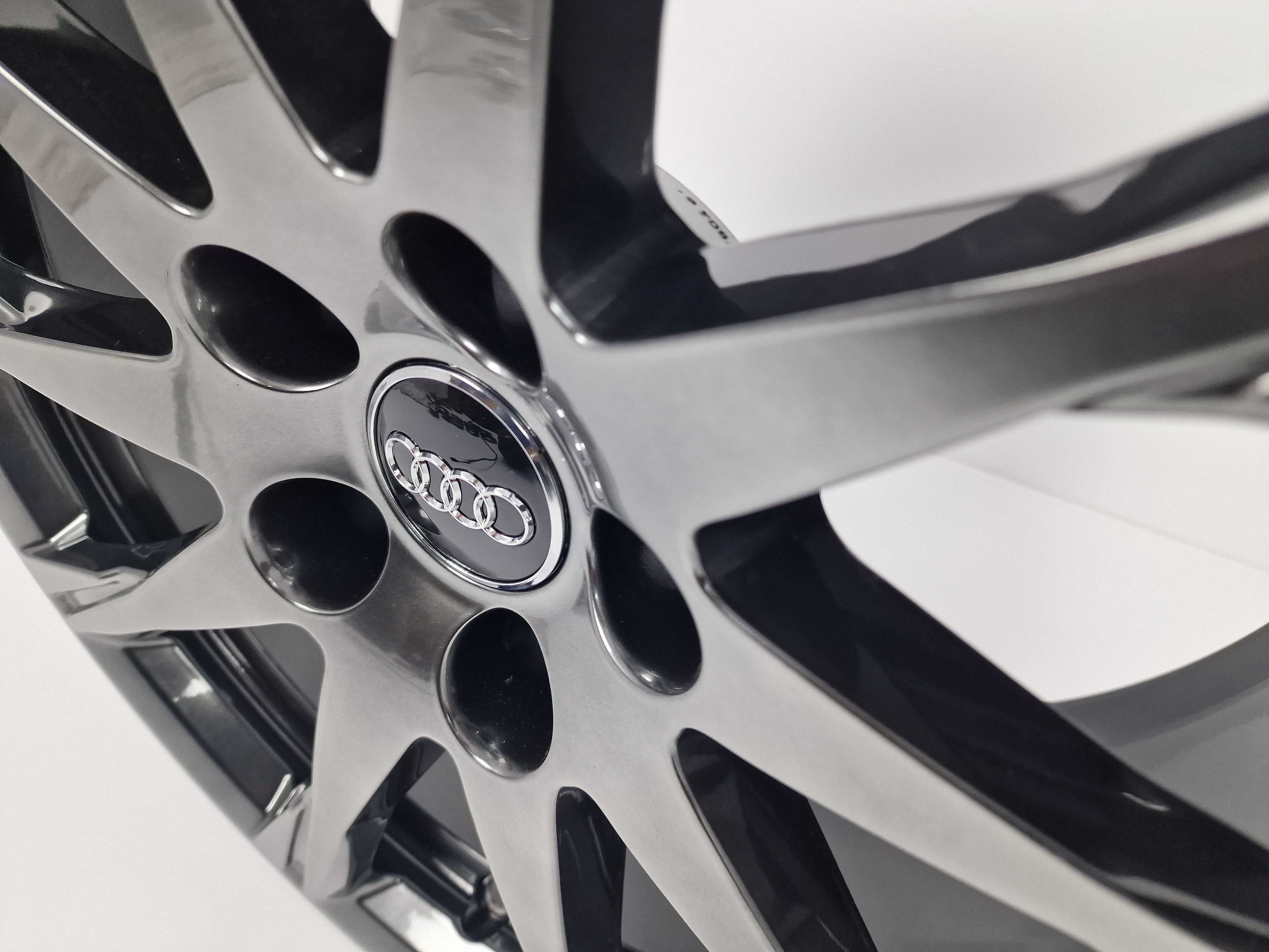 FABRYCZNIE NOWE Oryginalne Felgi Audi 17" A3 A4 A6 A8 Q3 Q5 TT