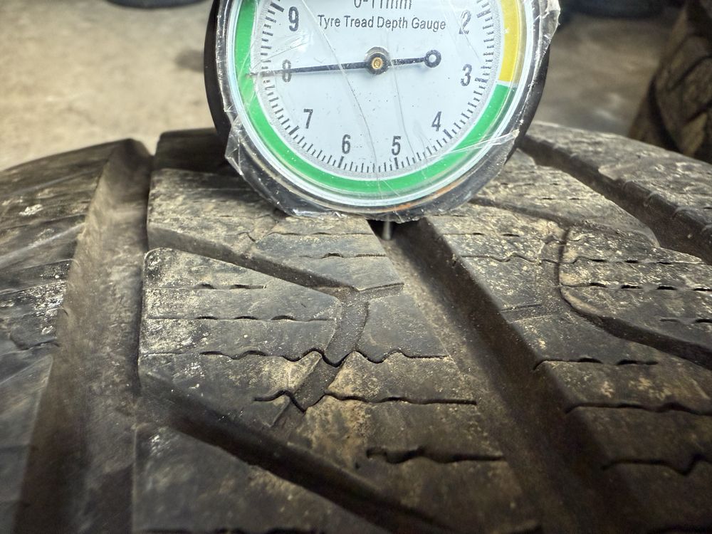 235/65 R16C Goodyear Vector 4Seasons Cargo 4шт. 8мм 2023