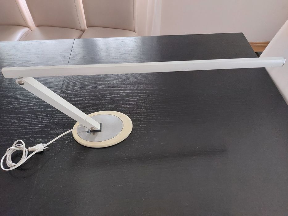 Lampa staniwiskowa Slim ACTIVE do robienia paznokci