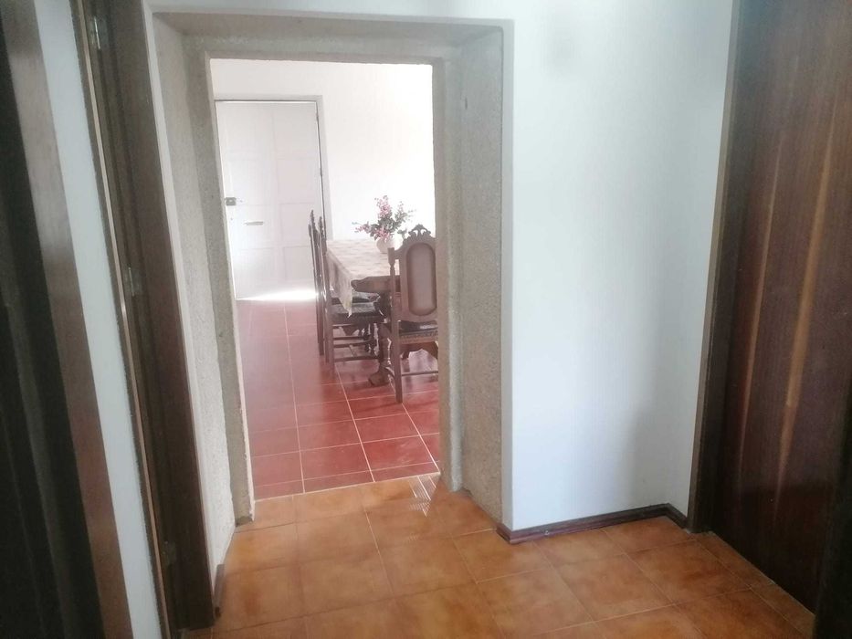 Arrenda-se casa em Gondarém -V.N. Cerveira