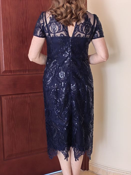 Suknia midi granatowa k.rękaw r.38"Chi Chi London"nowa.