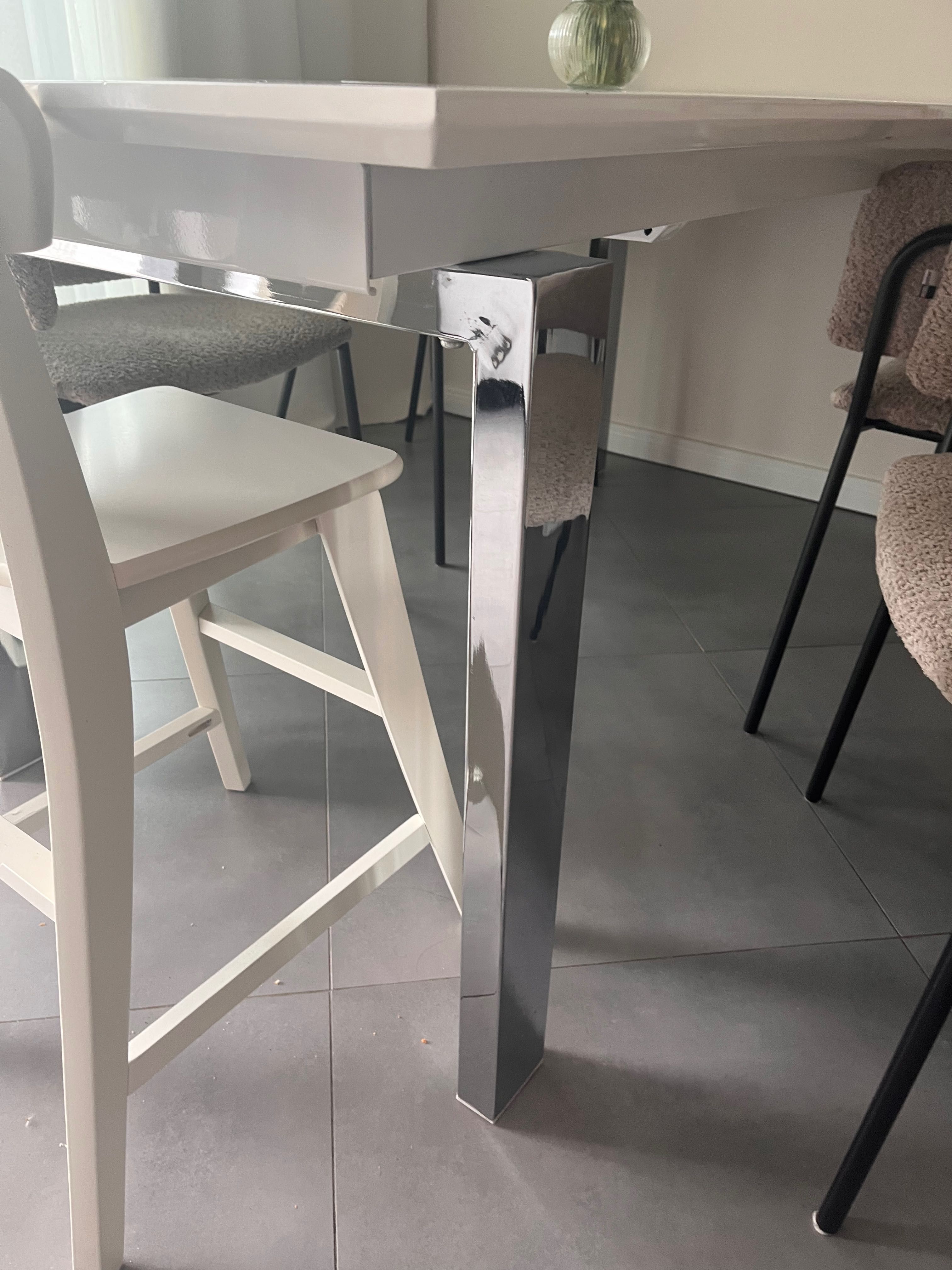 Stół rozkładany biały ze srebrem max 180x90, max 270x90