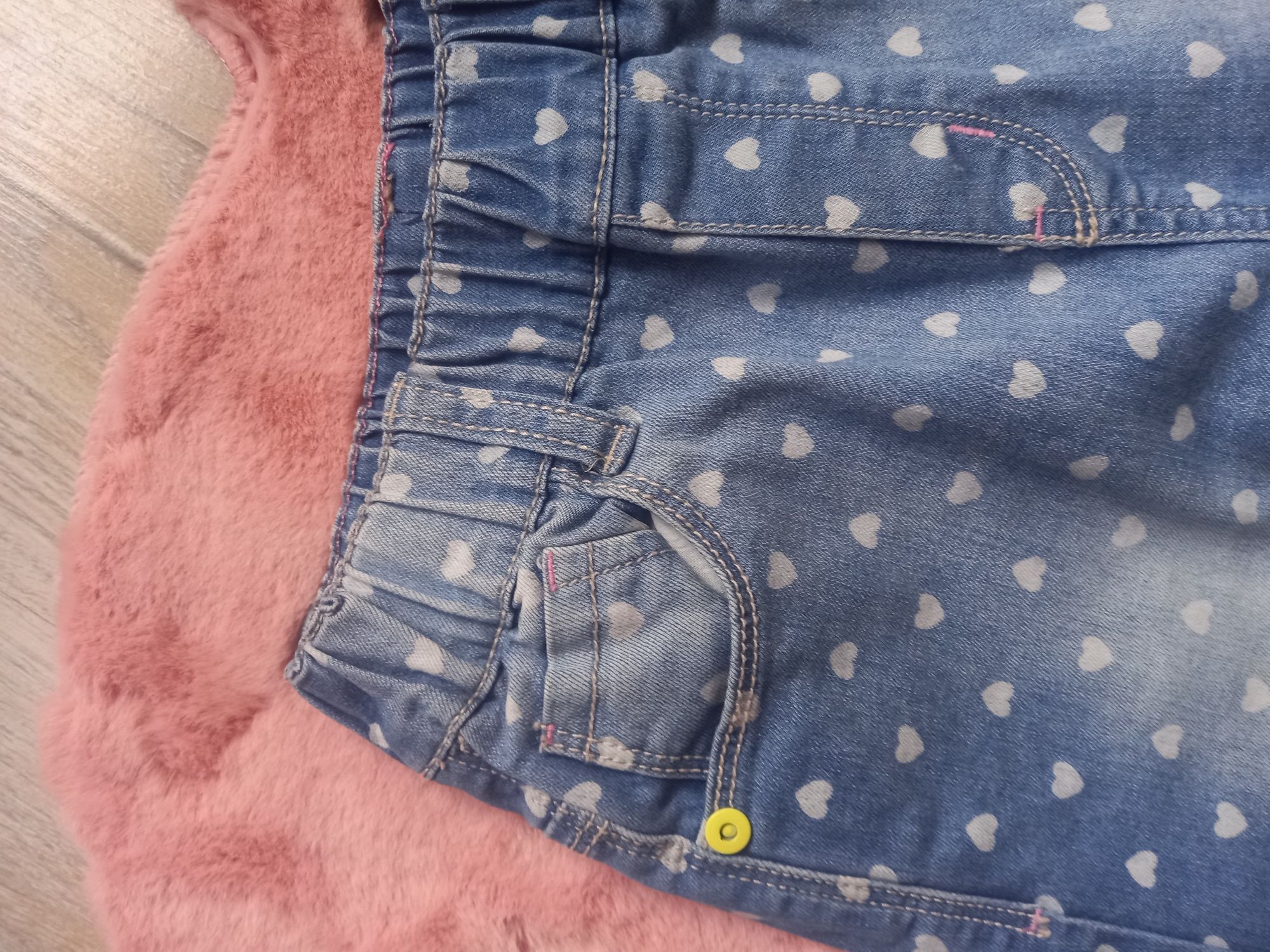 Przepiękne spodnie jeansy serduszka  B&Q Kids roz 6 lat 116 cm