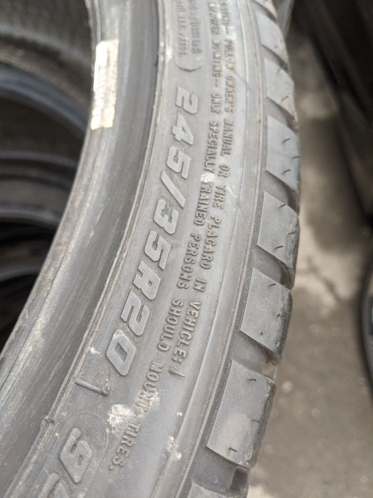 245/35R20 Good Year