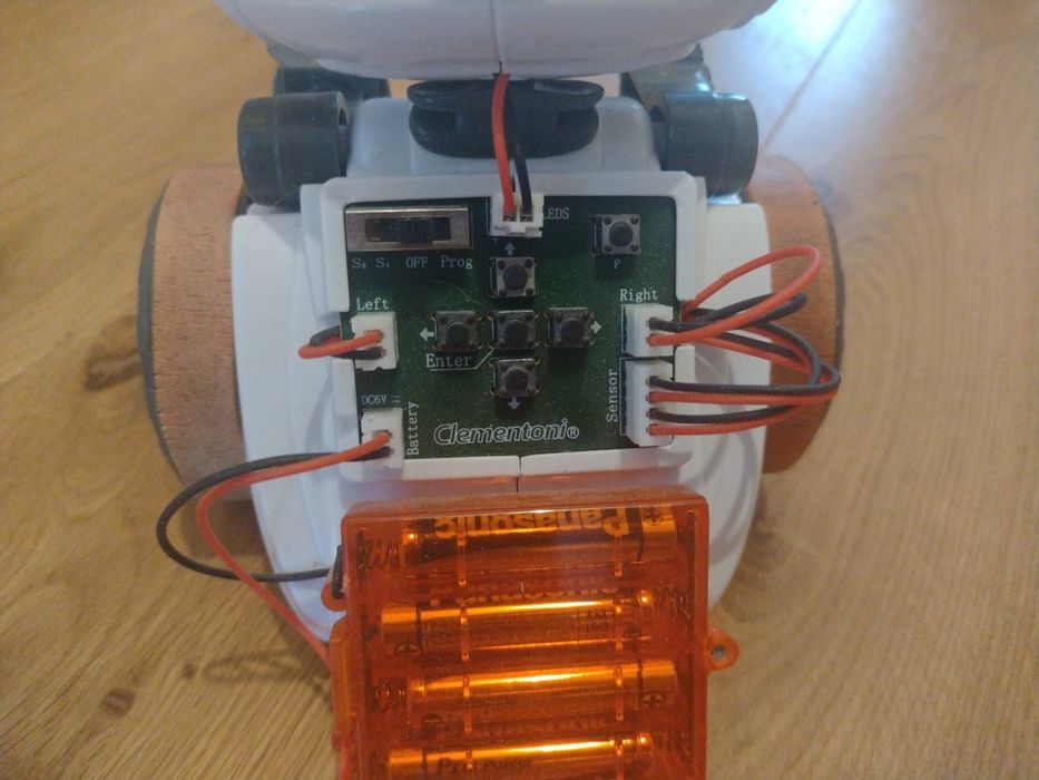 Robot zabawka do programowania