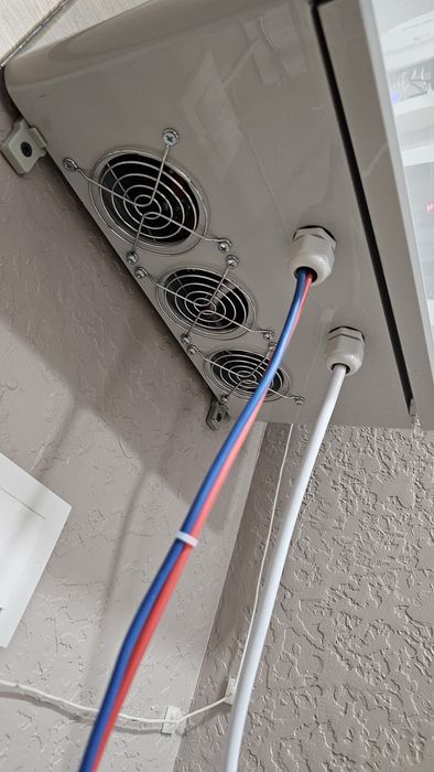 Домашний резервный источник питания с автопереключением