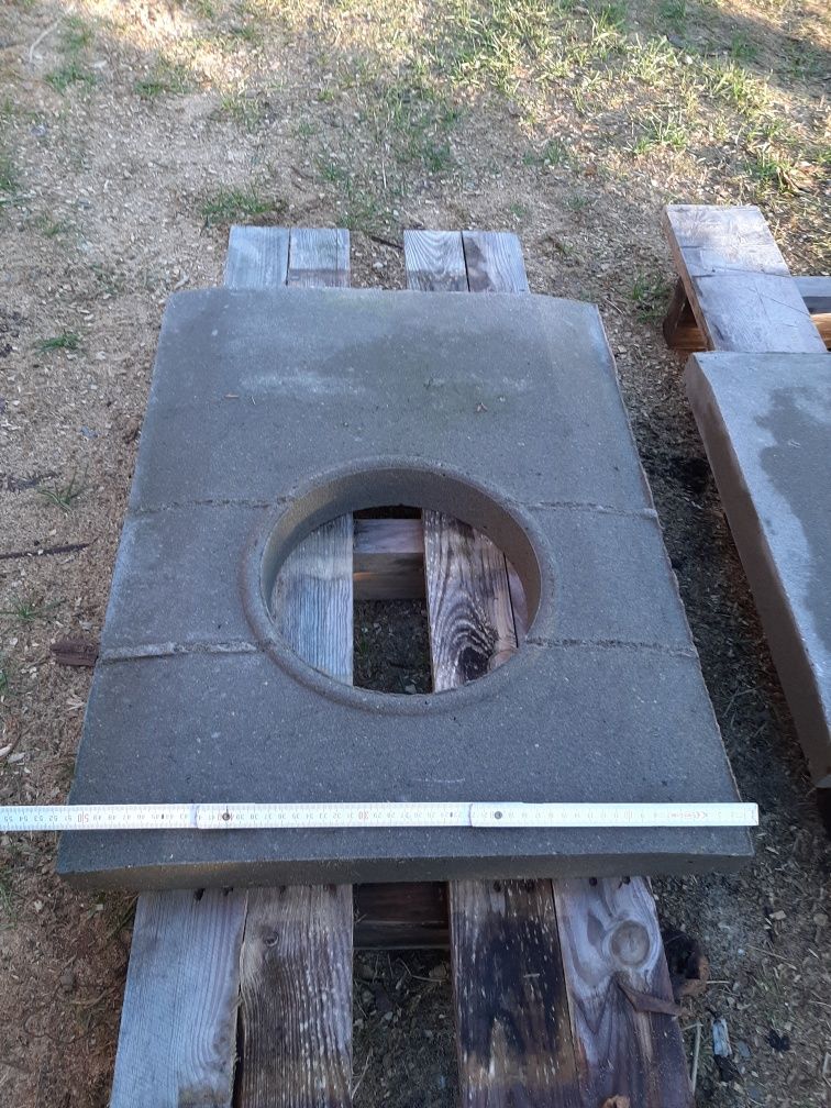 Czapka betonowa na przykrycie kanału dymowego1 LUB 2 WEN. 52cm x 68cm