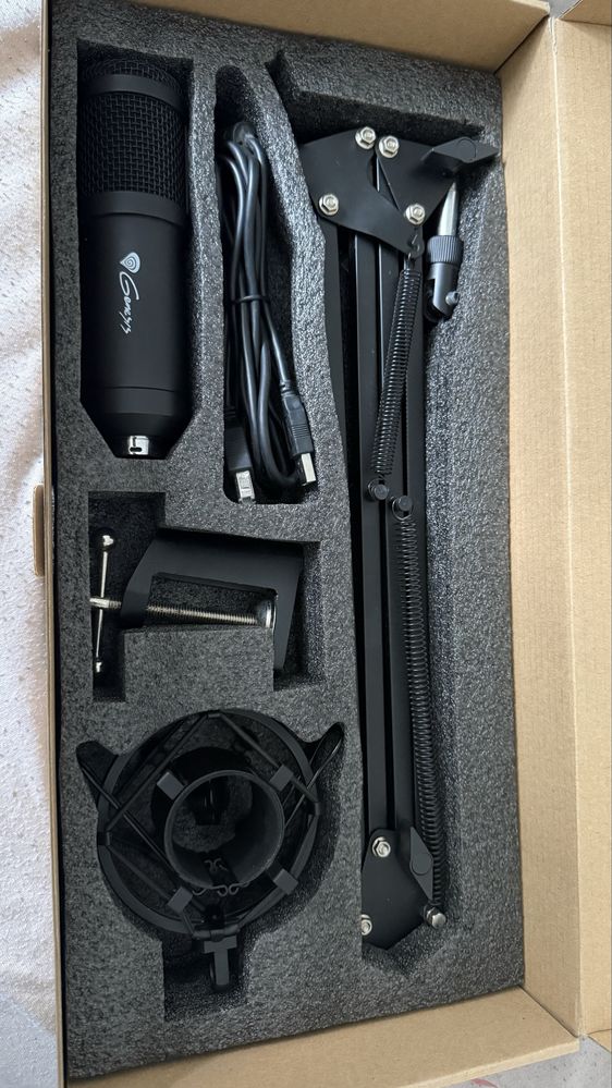 Mikrofon Genesis Radium 400