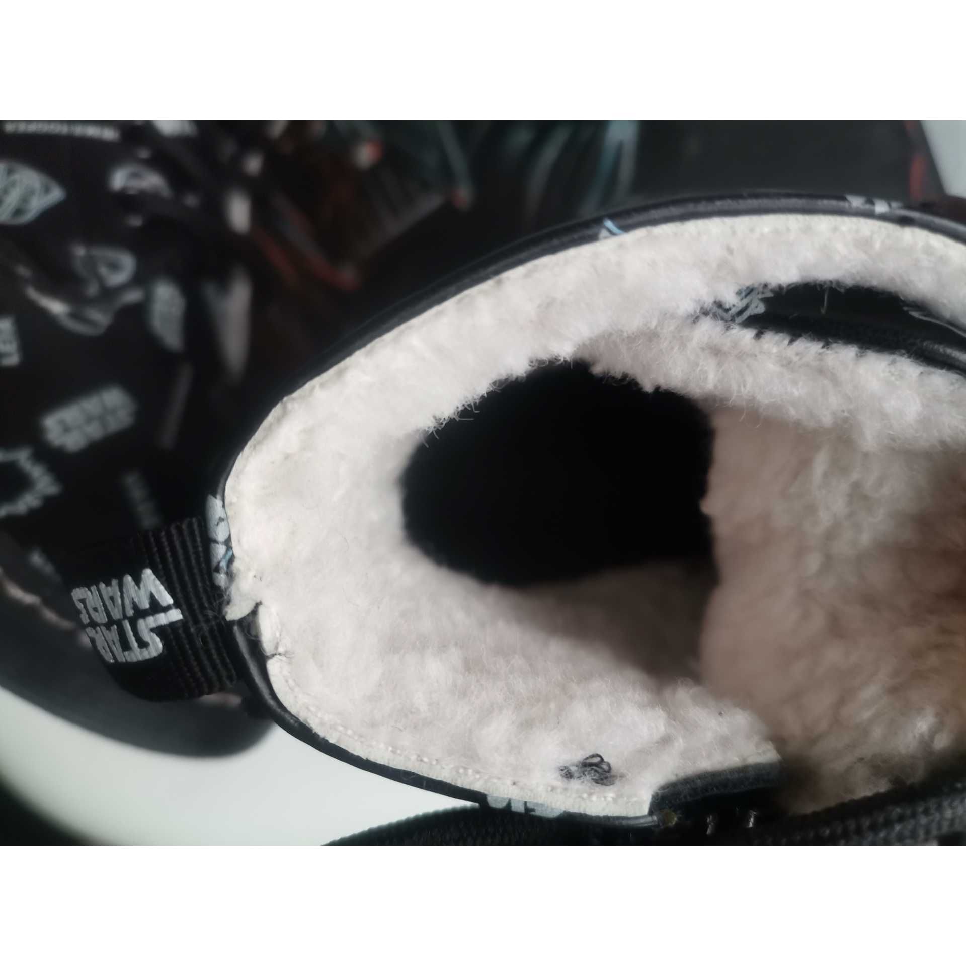 CCC Świecące Nowe Buty 29/30 botki Star Wars ocieplone buty 30 dł 19