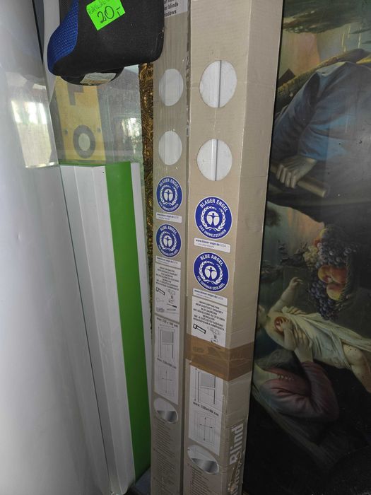 Moskitiery,siatki do okien przeciw insektom 3 sztuki.Nowe.Komp.