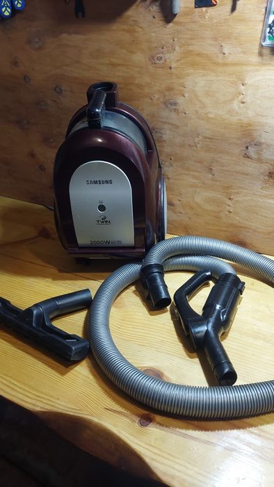 Пилосос Samsung 2000w (колбовий)