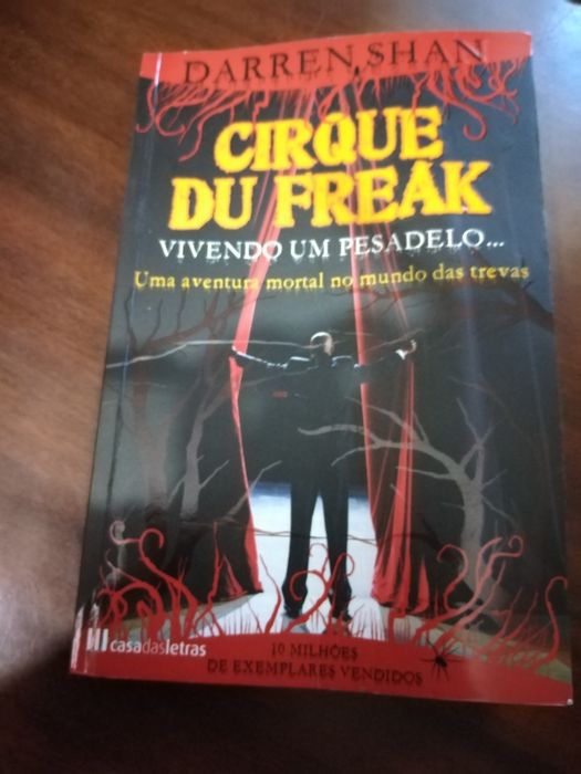 Livro nr 1 cirque du Freak só 5€