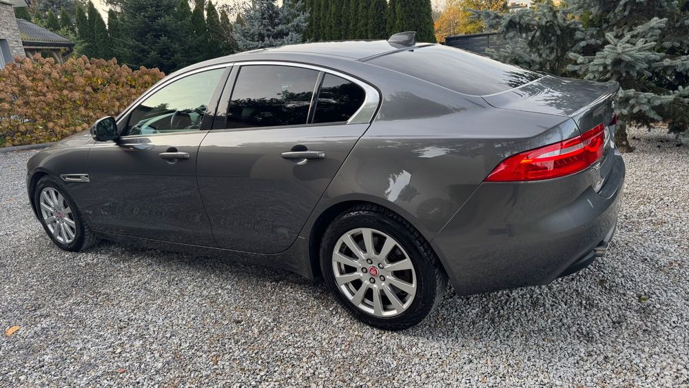 Jaguar XE 2.0t Prestige 200KM