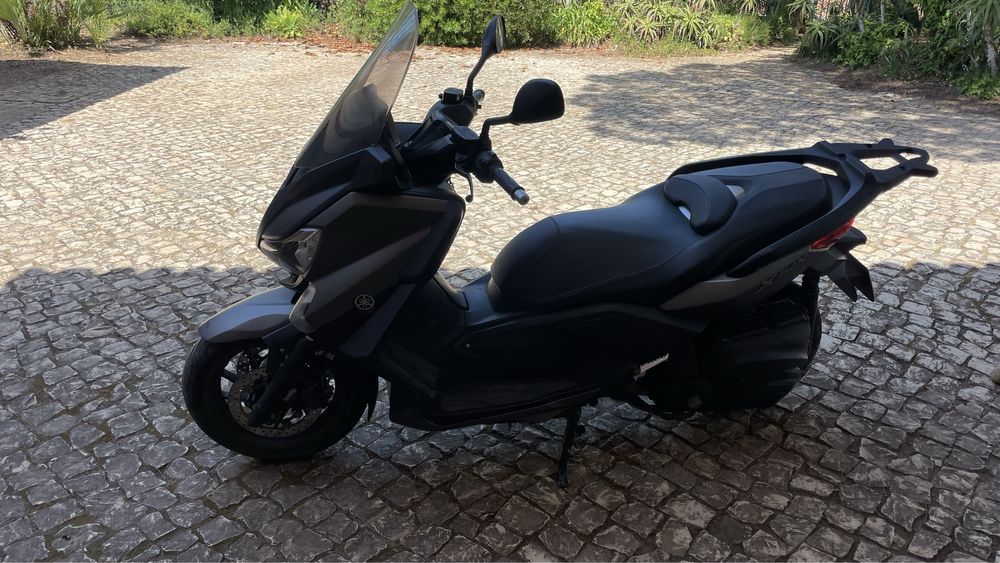 Yamaha x max 400
