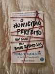 Livro "O homicídio Perfeito" de Holly Jackson