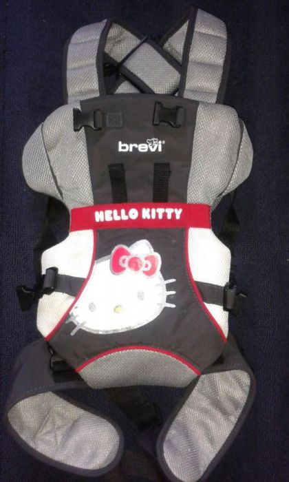 Nosidełko Hello Kitty firmy BREVI.
