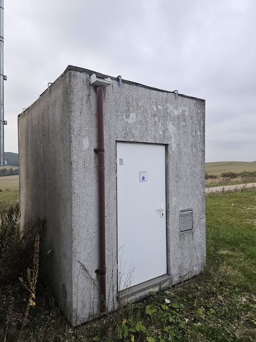 Sprzedam kontener/magazyn betonowy