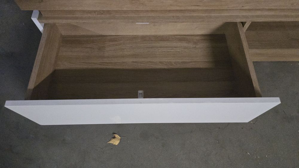 Szafka pod telewizor