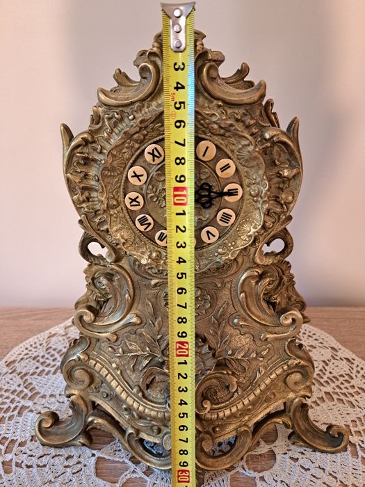 Mosieżny zegar kominkowy