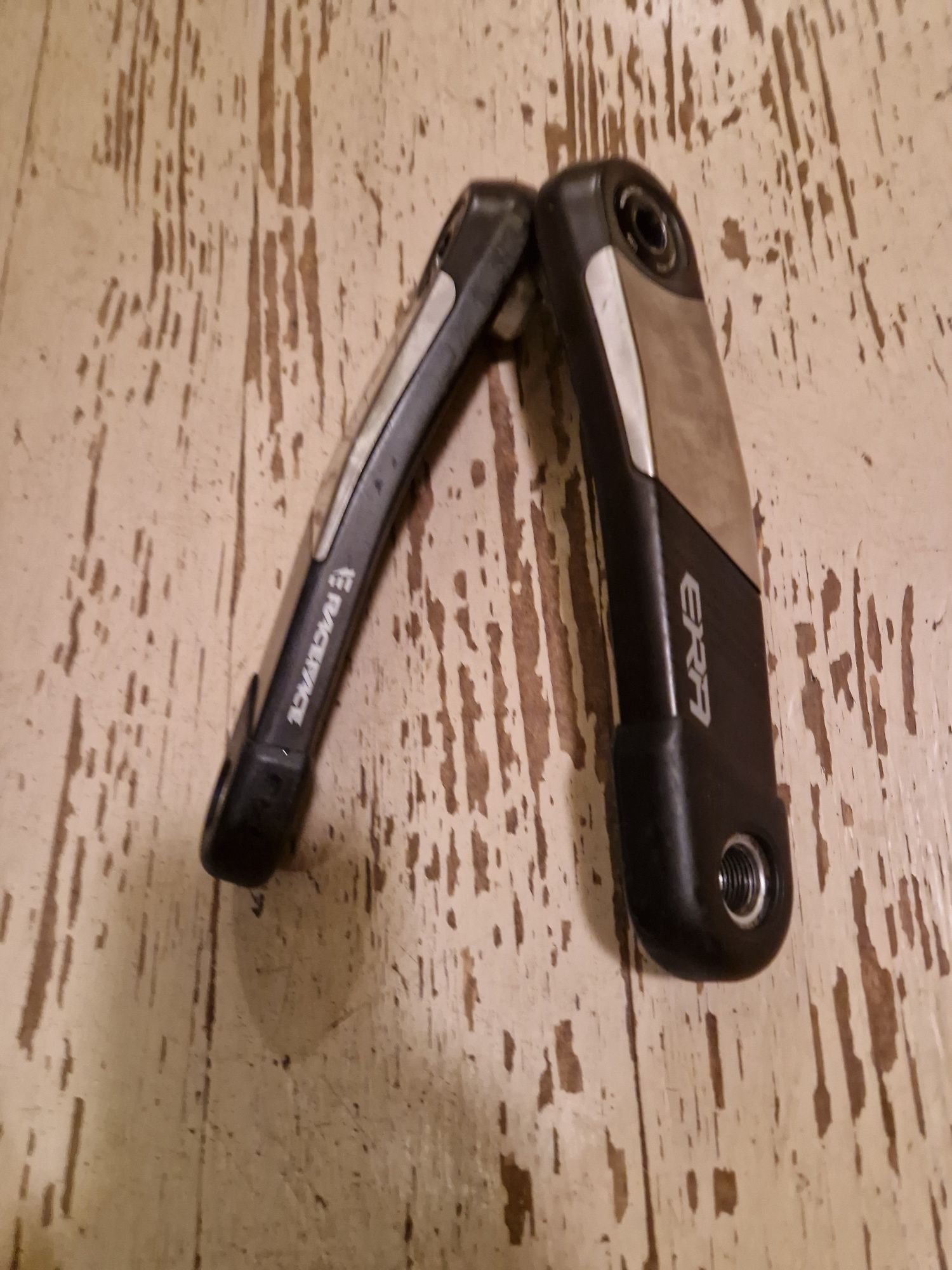 Korba carbon Race Face Era 160mm do E-bike Bosch, TQ