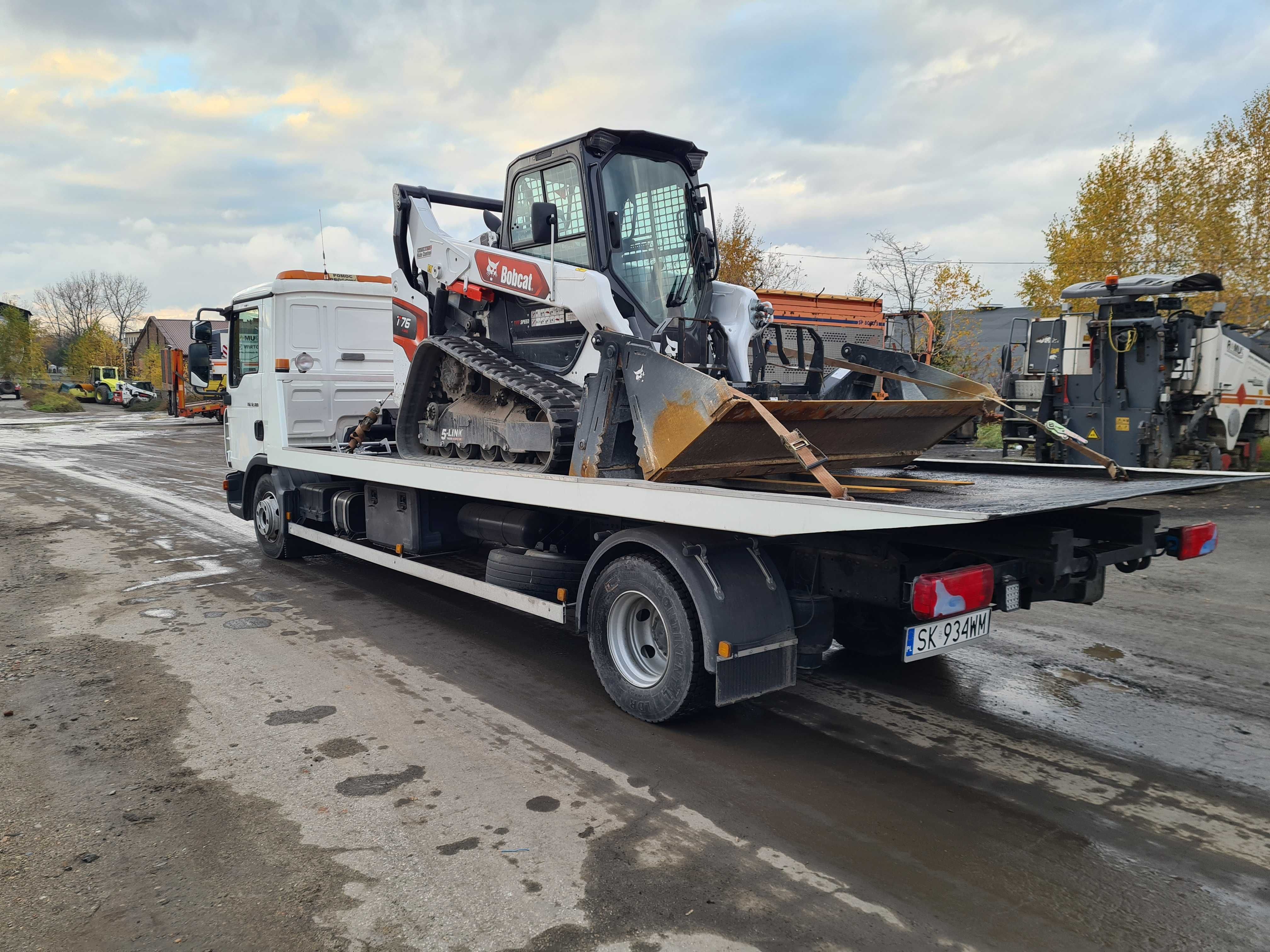 Pomoc Drogowa. Transport maszyn budowlanych. Rolniczych