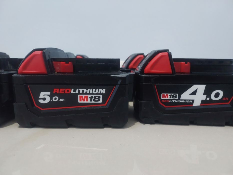 Акумулятор Milwaukee M18  5a, 4a, 1.5a