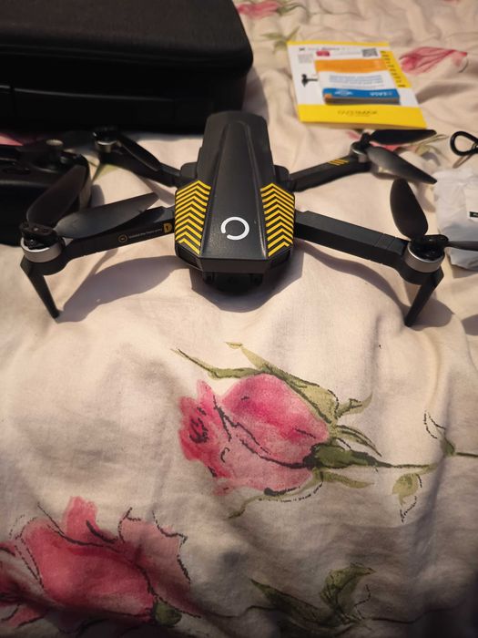 Sprzedam drona X-bee drobne 9.5fold