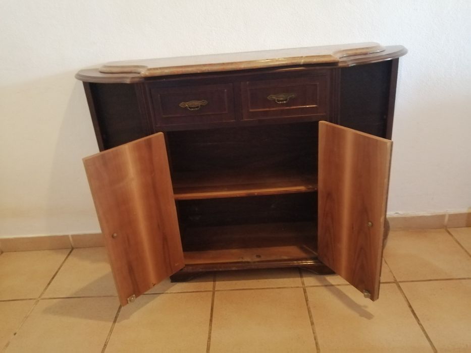 Sapateira c/pedra para restaurar