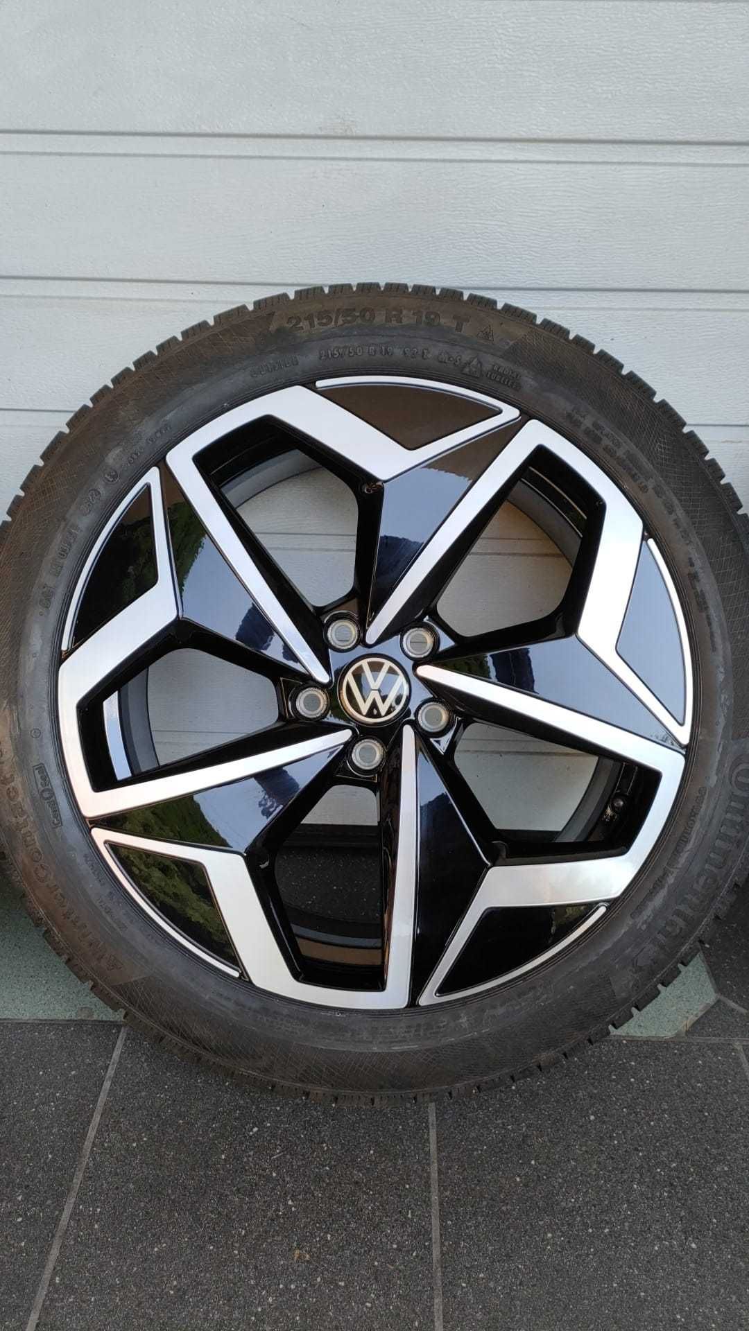 Koła aluminiowe VW ID 3 19'' 5x112 opony zimowe 215/50/19  (OL1748)