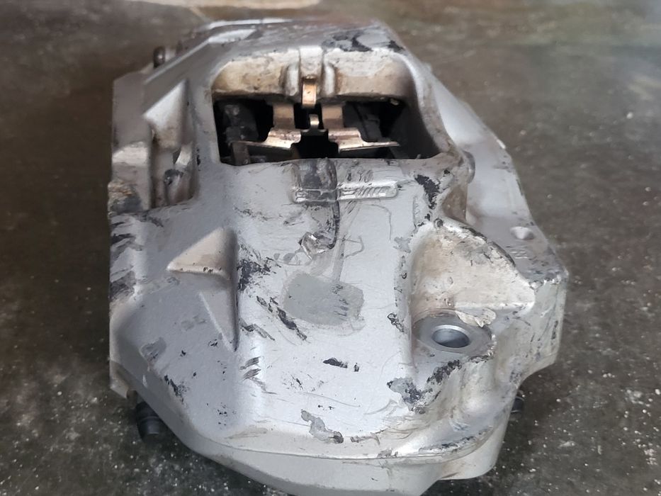 Zacisk Mercedes AMG A klasa / A35 / CLA / CLA 35 /GLA