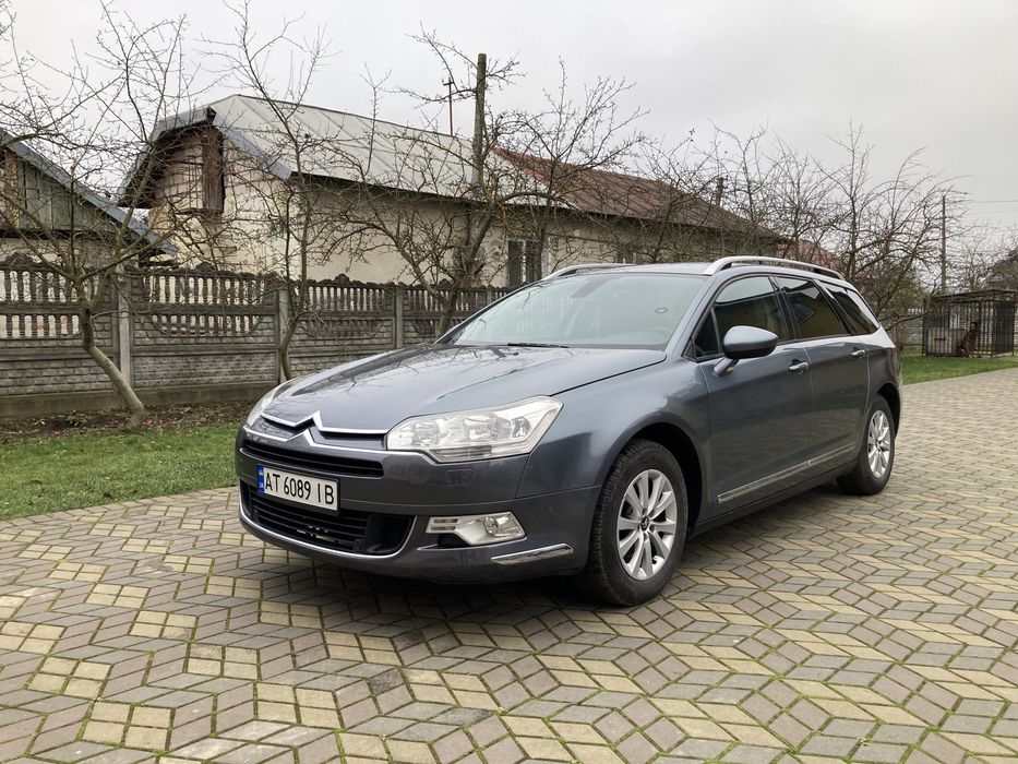 Citroen C5 x7 2012року 1,6 дизель механіка