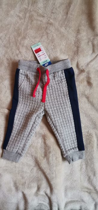 Chłopięce spodnie dresowe Szare socute 74 (6-9 mcy)
