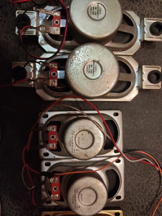 Динаміки.Були у використанні.