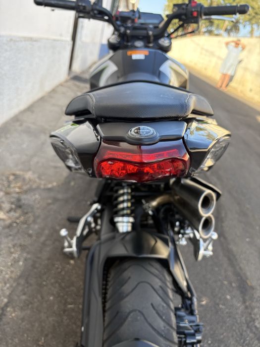 Benelli TNT 125 de 2023