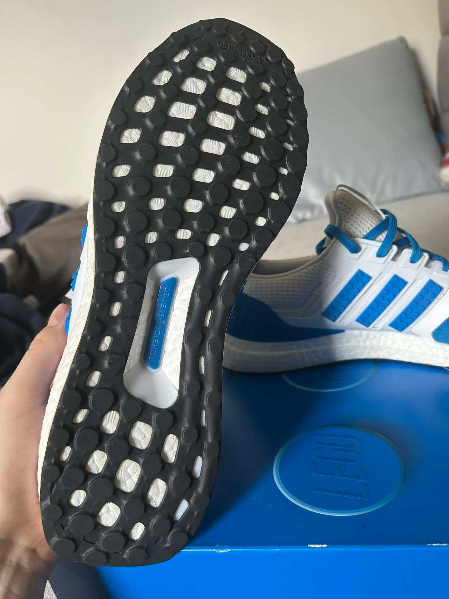 adidas UltraBOOST DNA x LEGO Cloud White Shock Blue - 45 1/3