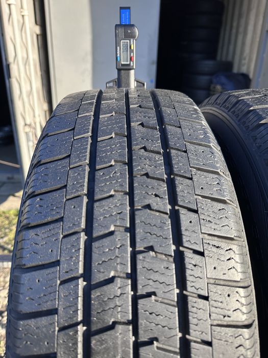 215/65R16c Goodyear 215 65 16c