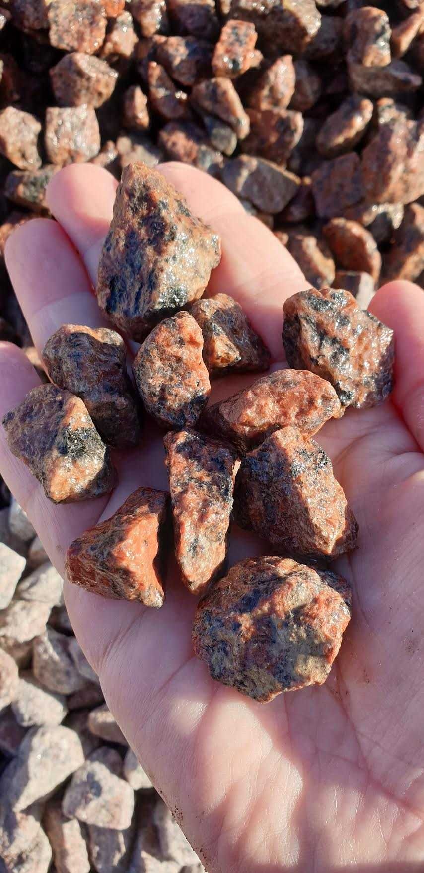 Grys czerwony granit Vanga 16-22 kamienie ogrodowe dekoracyjne ozdobne