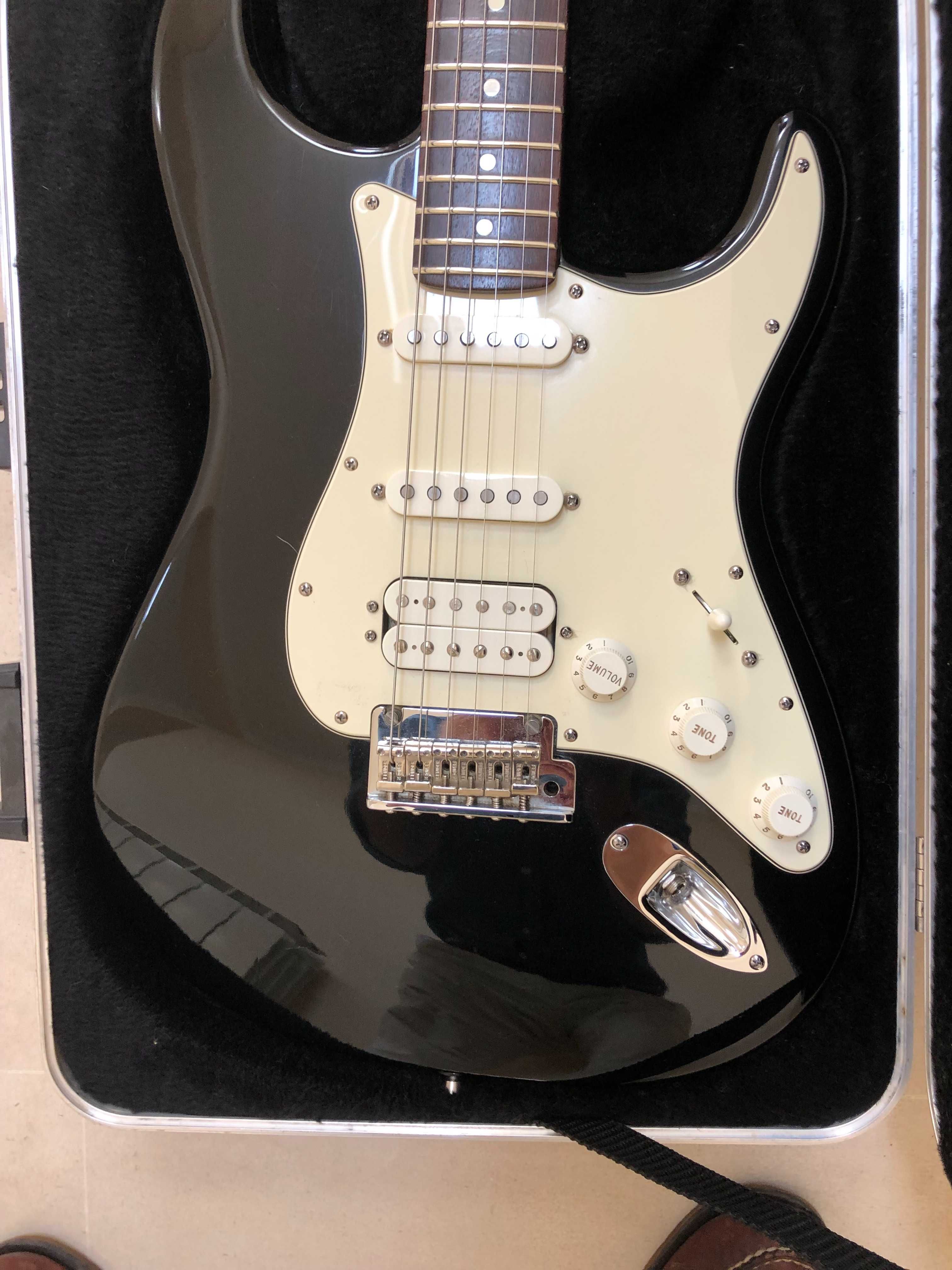Stratocaster American +Ibanez +Olympia+Vox VT20X+Pedais Boss, Digitech