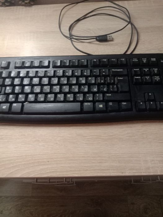 Продам клавиатуру.