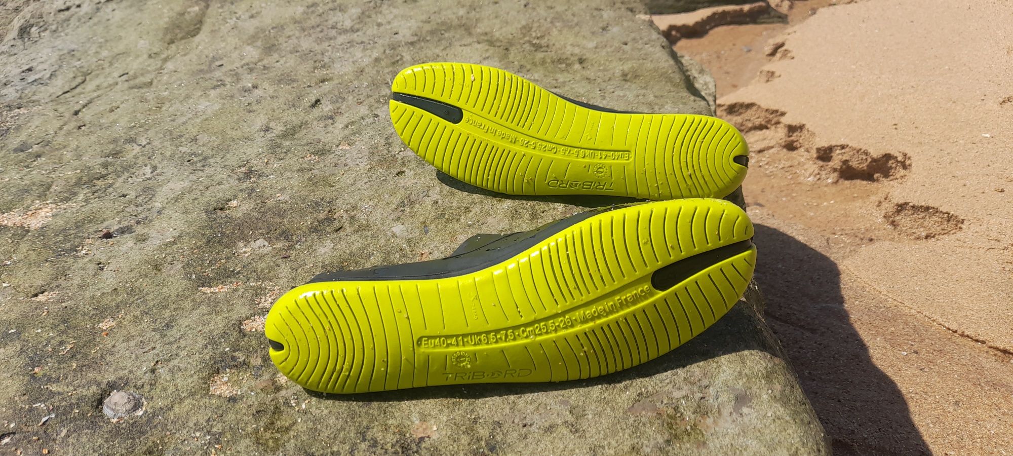 Sapatos para desportos aquáticos