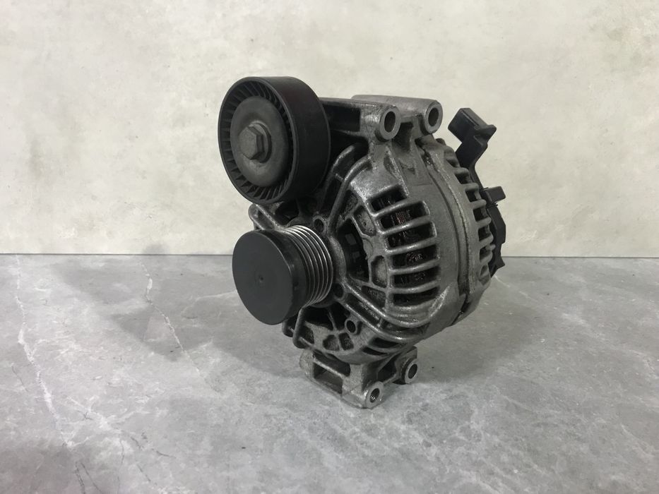Генератор BMW E46 E90 N42 N46 150A Bosch E91 E60 E87 E83 316 318 БМВ