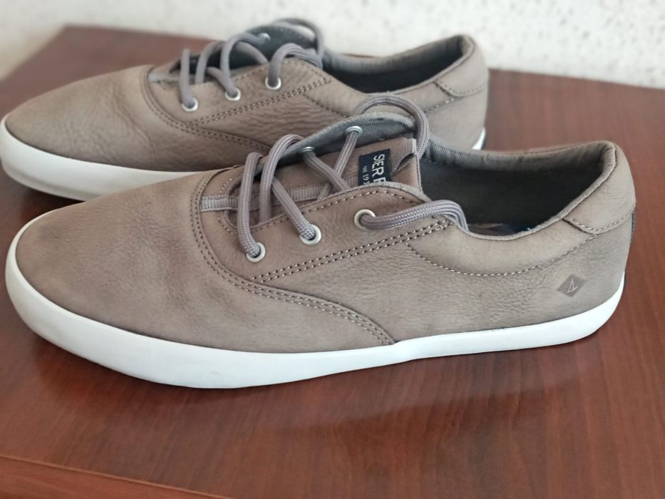 Чоловічі шкіряні кеди