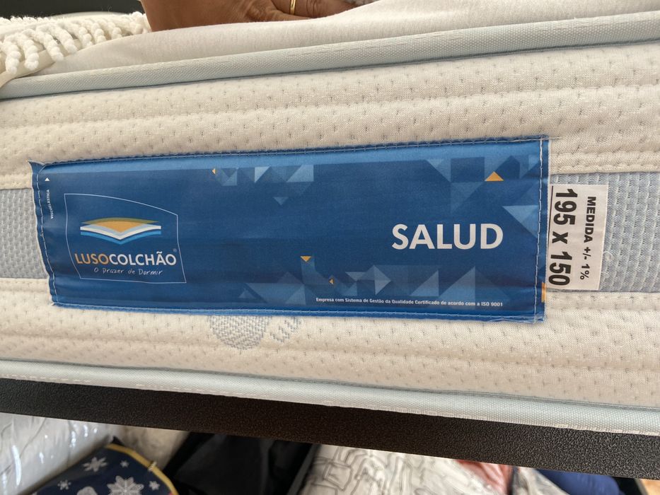 Quarto completo madeira maciça c/ cama elevatória e colchão