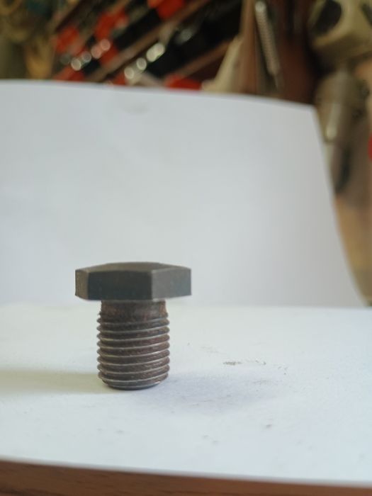 Śruby zaciskowe montażowe do strugarki do wału jaroma-