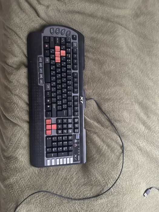 Продам клавіатуру G800V X7