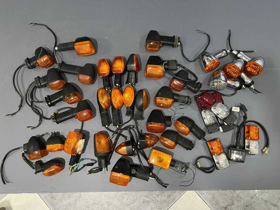 Farolim / Farol / Piscas  Suzuki - Kawasaki- Honda - Yamaha - Kymco