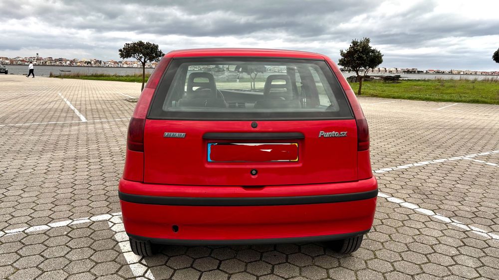 Fiat Punto 4 portas