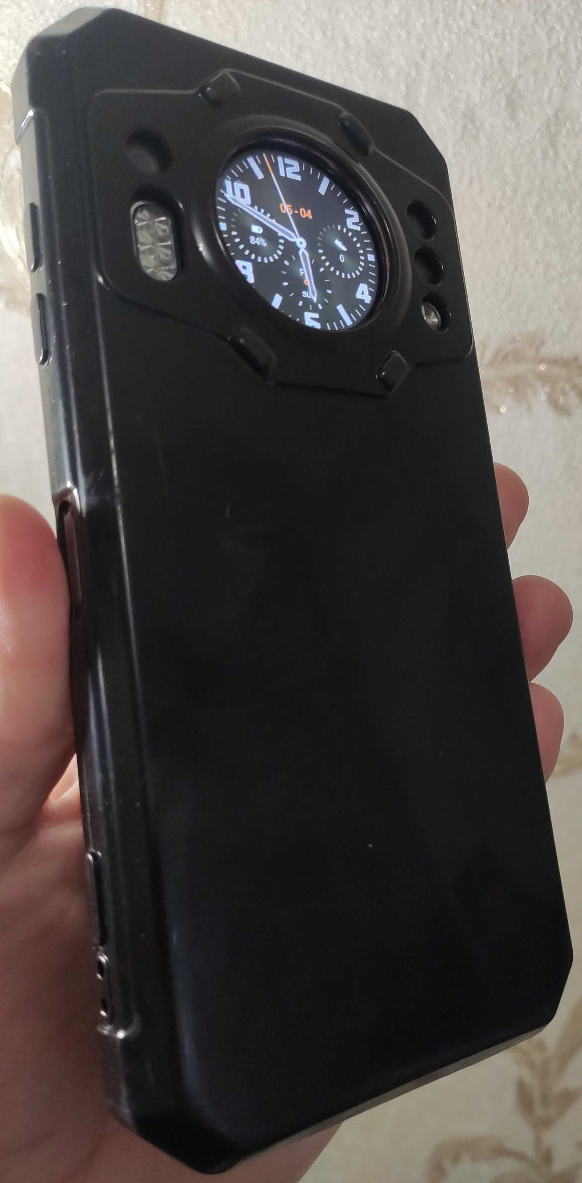 "Танк" Oukitel WP21 12/256 (Android 12,Helio G99,9800 mAh) отл. сост.