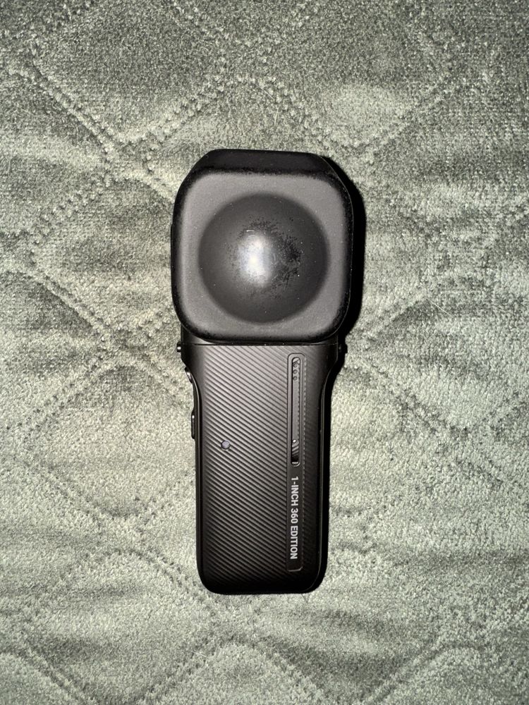 Câmera profissional INSTA 360 RS-ONE
