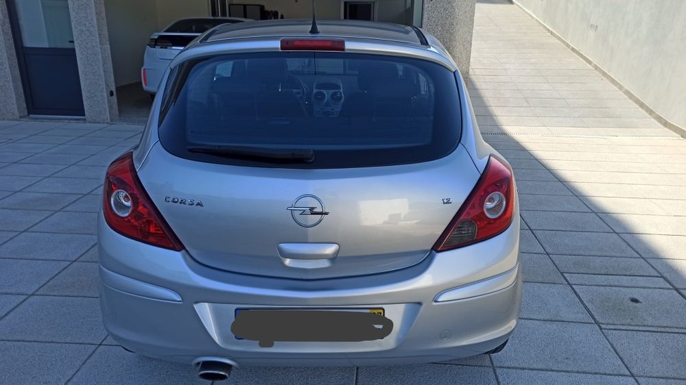 Opel Corsa D - com GPL